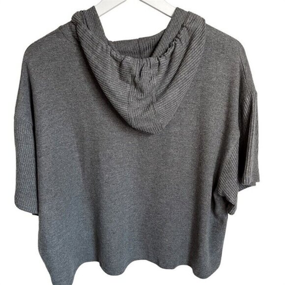 NWT Calme Johnny Was XS Cozy Hooded Gray Crop tee Shirt 113926 - Picture 2 of 2